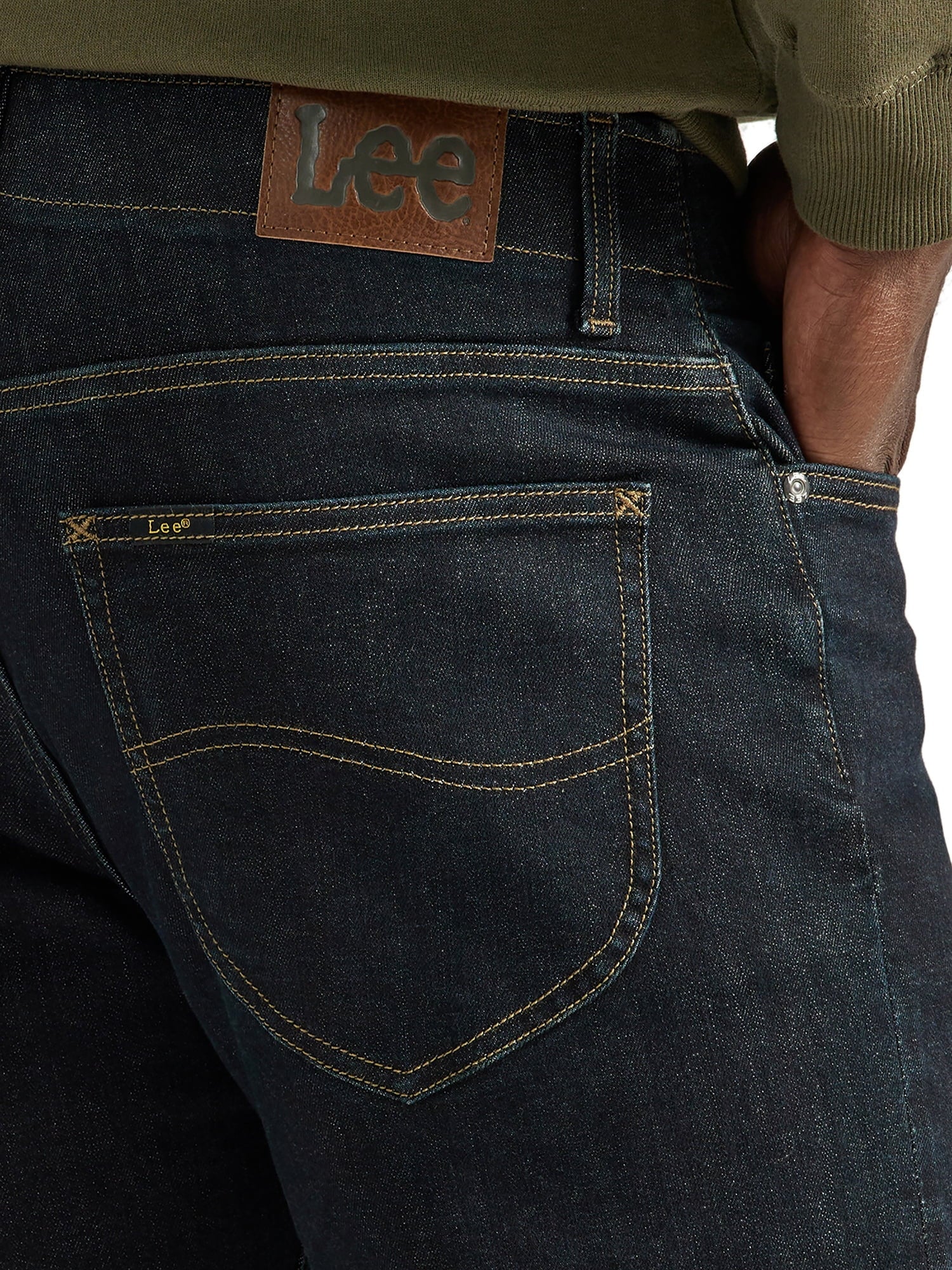 Extreme Motion Straight Fit Tapered Jeans