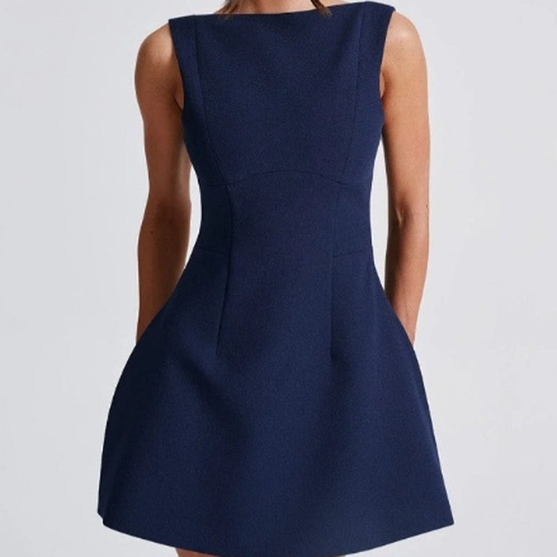 Chic Slim-Fitting Backless Mini 